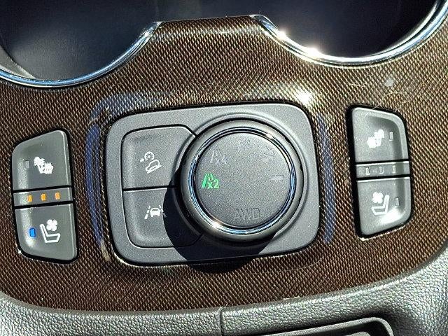 2022 GMC Acadia AWD AT4