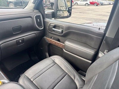 2020 GMC Sierra 2500 HD Crew Cab Standard Box 4-Wheel Drive Denali