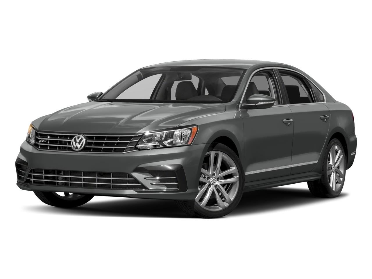 2017 Volkswagen Passat R-Line w/Comfort Pkg Auto