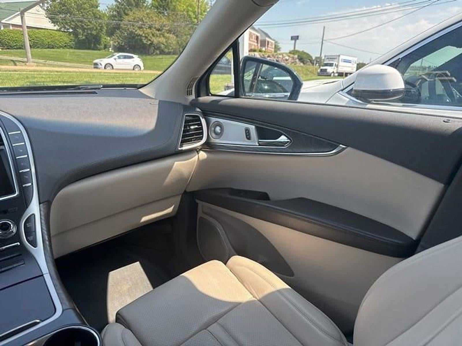 2020 Lincoln Nautilus Reserve AWD