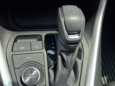 2023 Toyota RAV4 Hybrid XSE AWD (Natl)