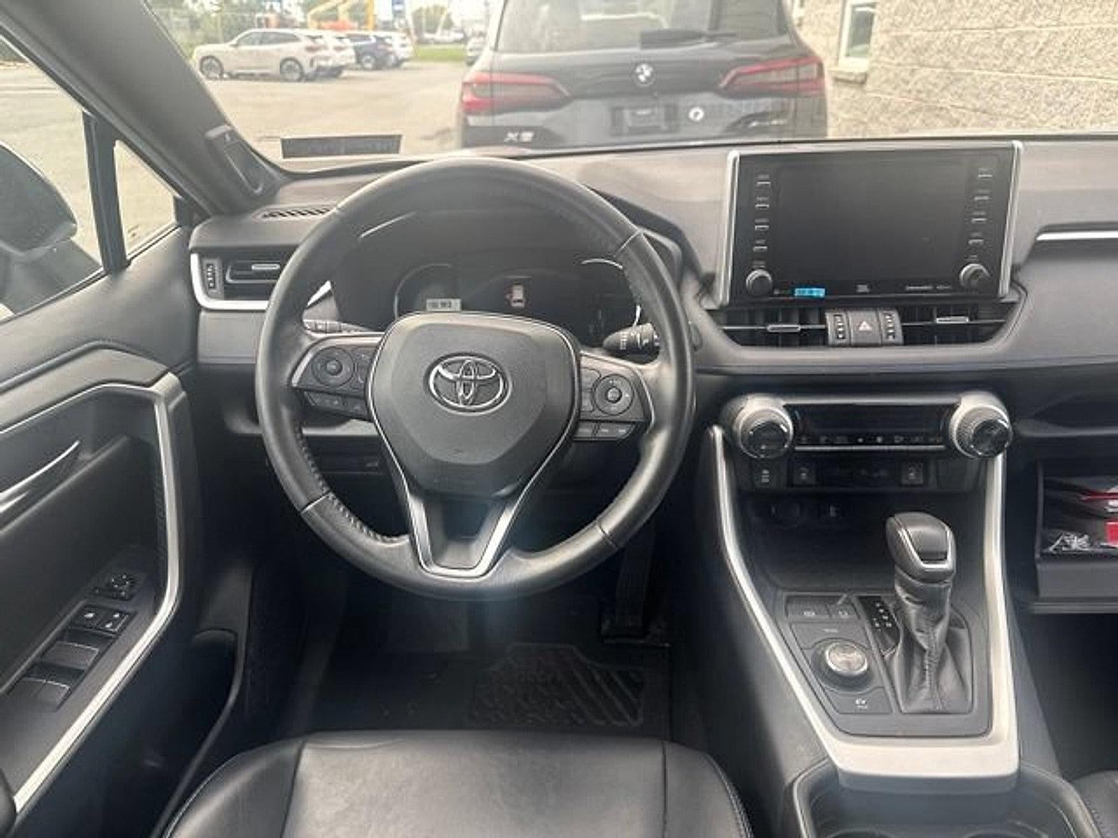 2019 Toyota RAV4 Hybrid XSE AWD (Natl)