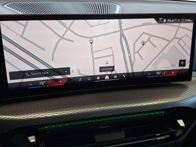 2025 BMW 330i xDrive Sedan