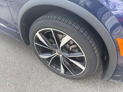 2024 Volkswagen Tiguan 2.0T SEL R-Line 4MOTION