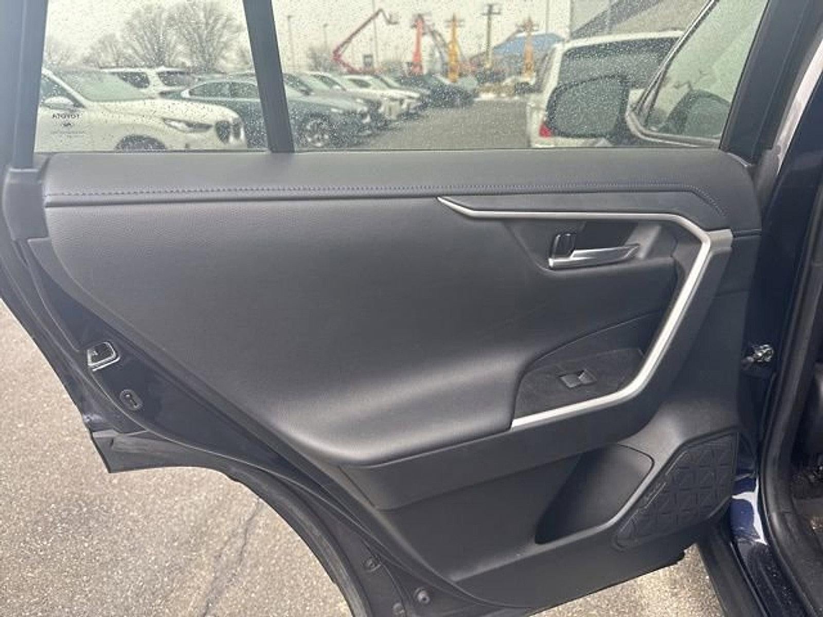 2021 Toyota RAV4 Hybrid XSE AWD (Natl)