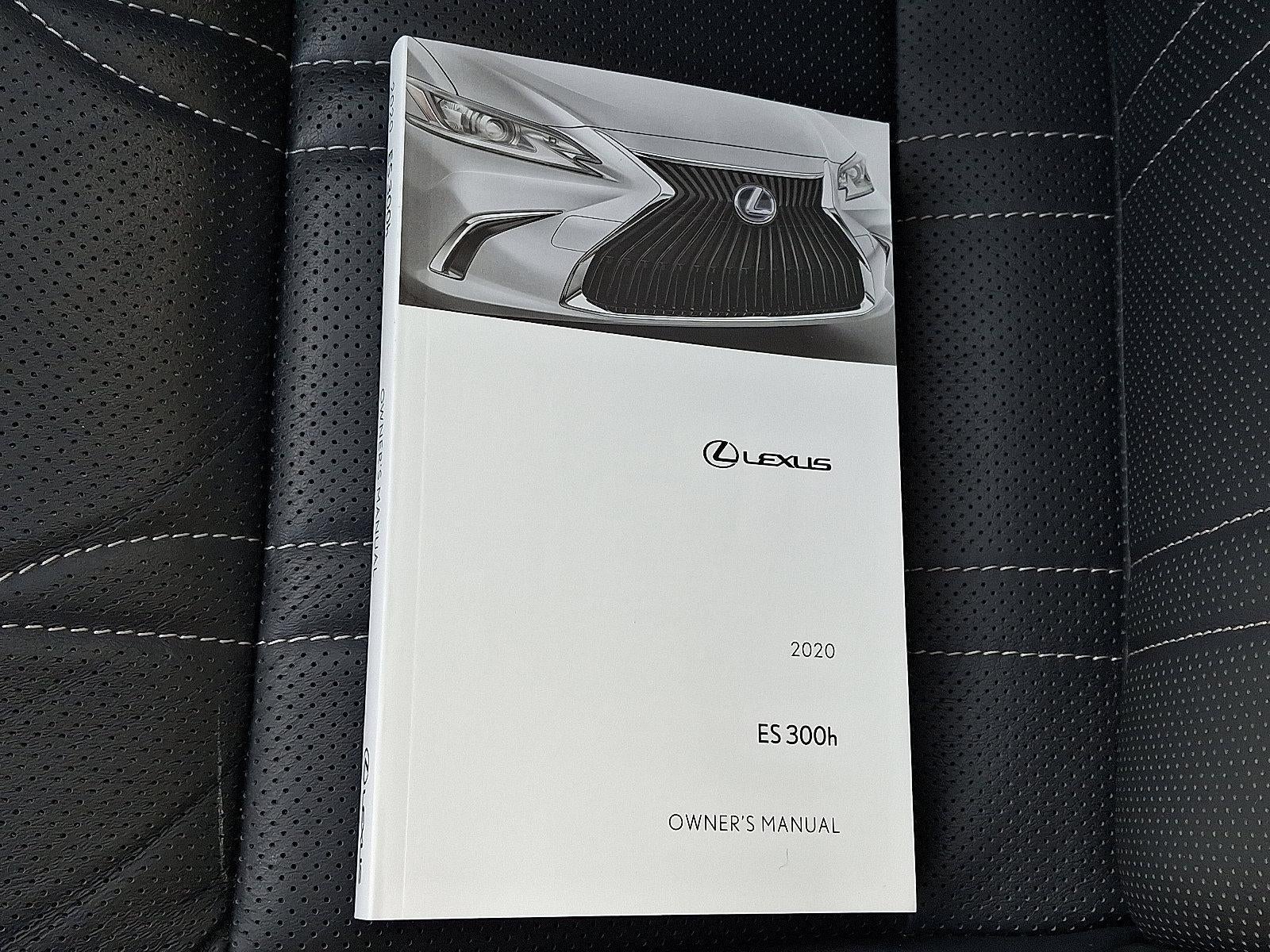 2020 Lexus ES 300h Luxury FWD