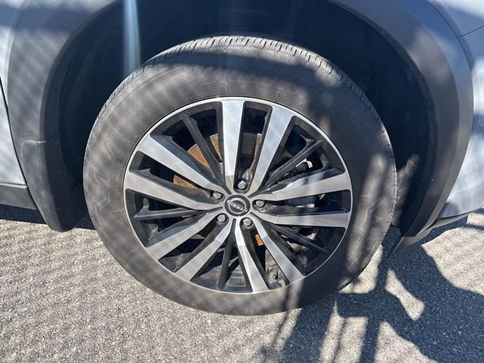 2025 Nissan Pathfinder Platinum 4WD