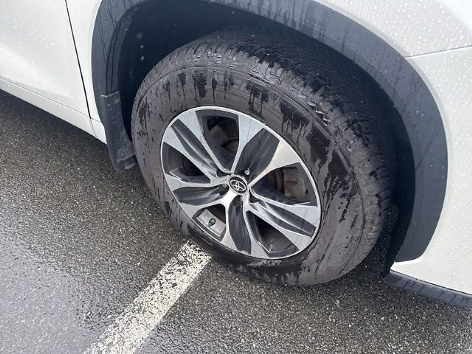 2021 Toyota Highlander XLE AWD (Natl)
