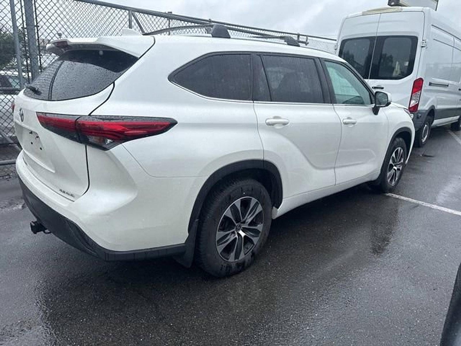 2021 Toyota Highlander XLE AWD (Natl)