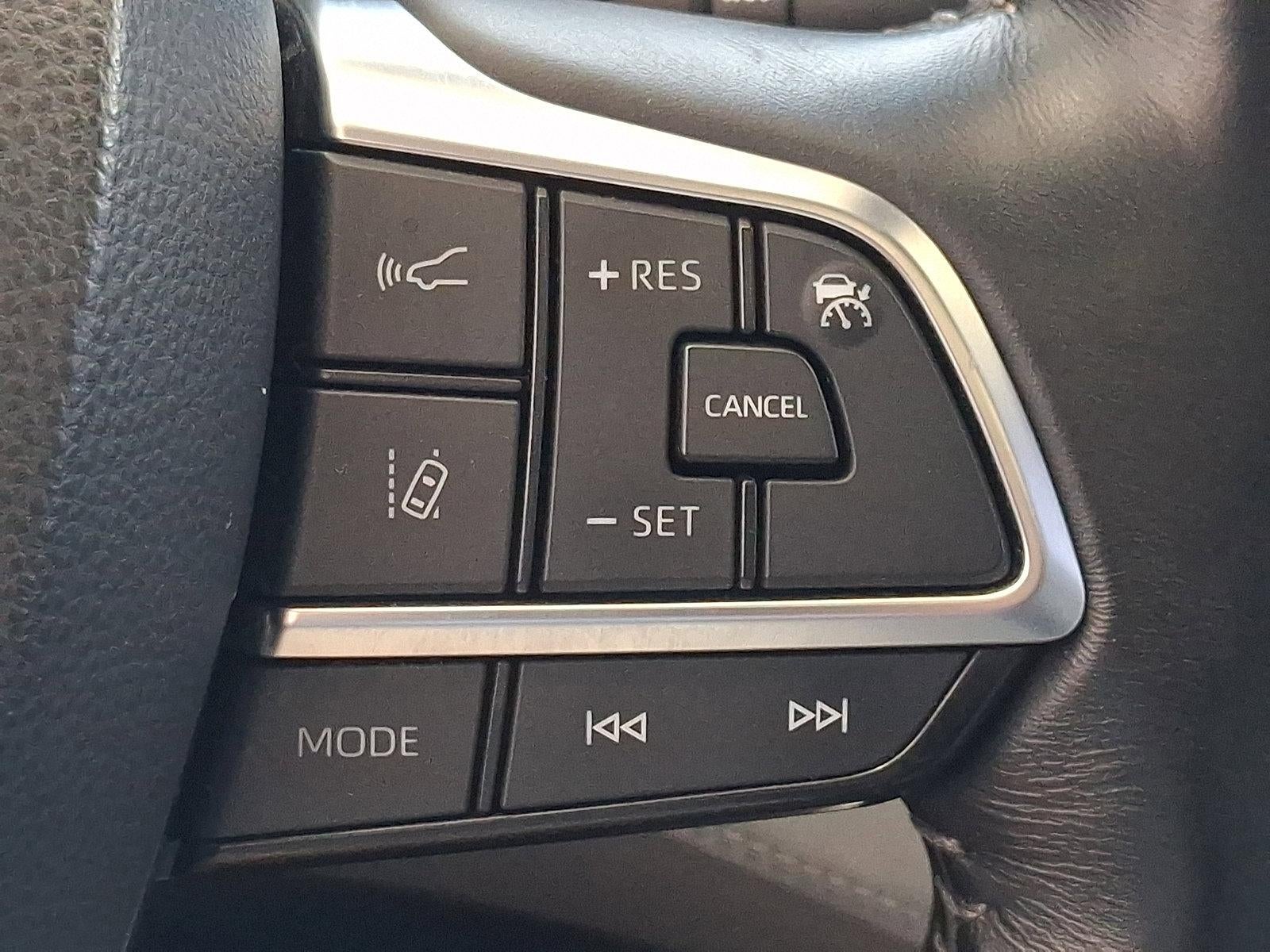 2021 Toyota Highlander XLE AWD (Natl)