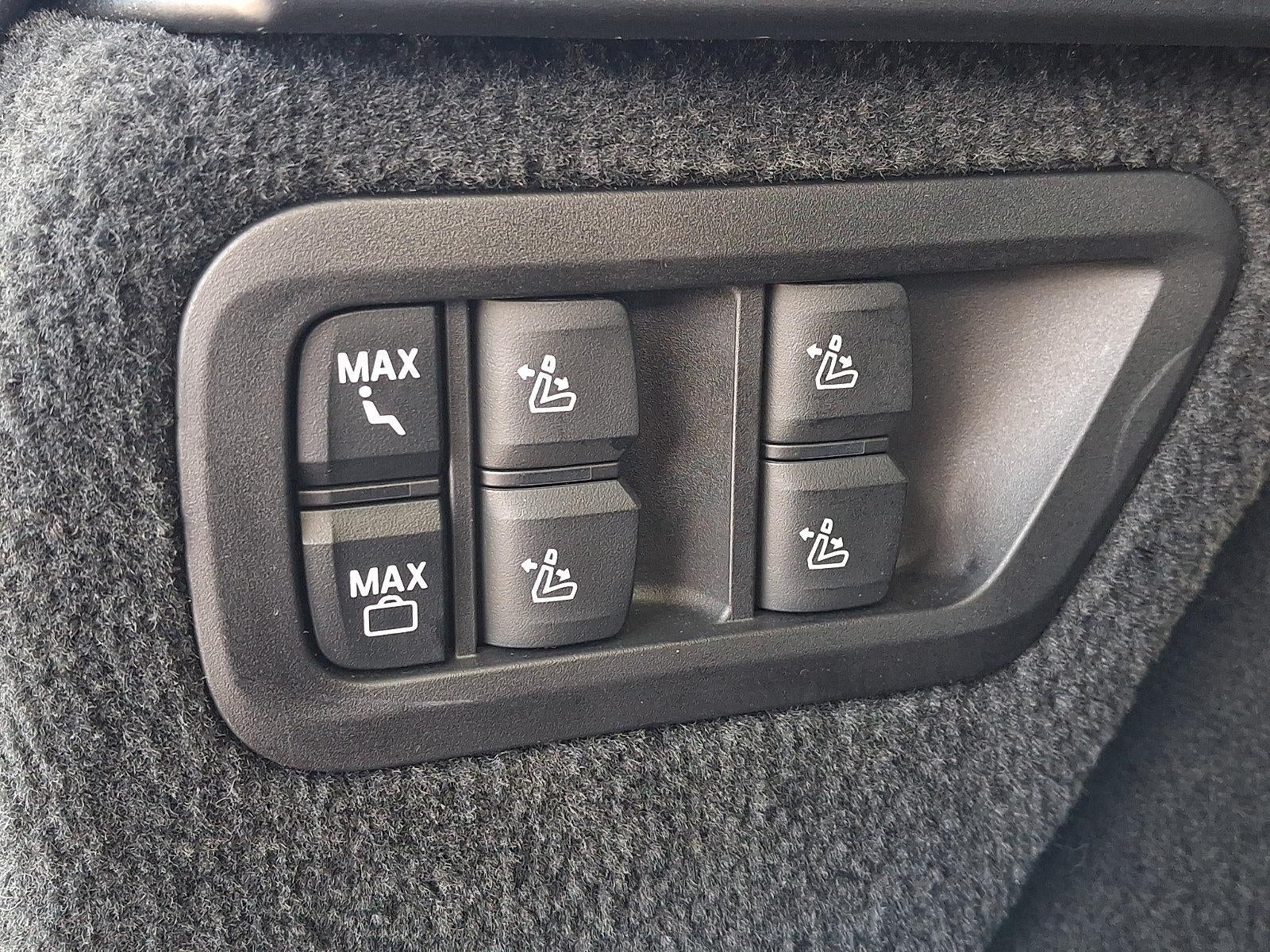 2022 BMW X7 M50i Sports Activity Vehicle