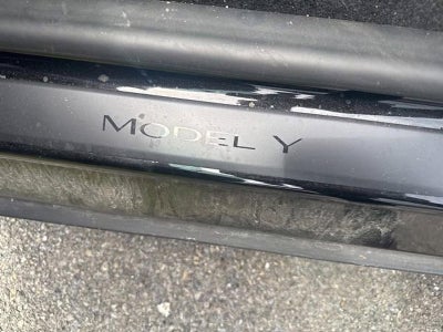 2026 Tesla Model Y Premium RWD