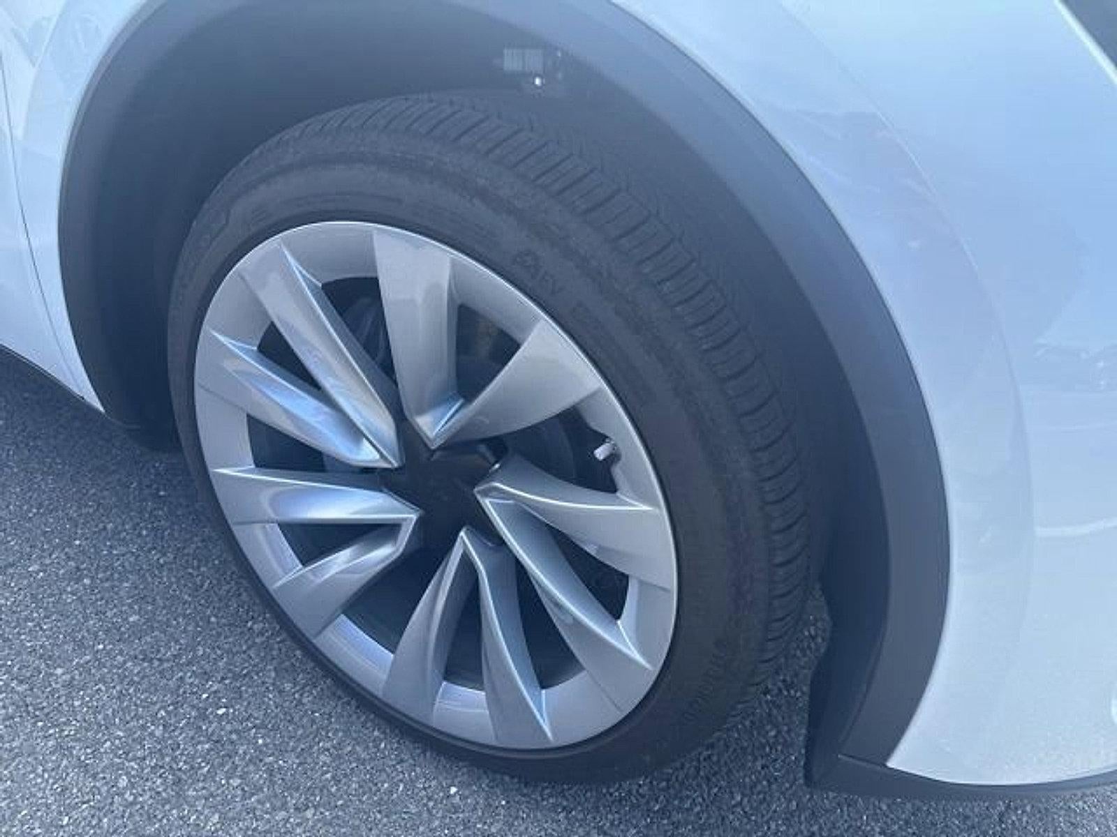 2026 Tesla Model Y RWD