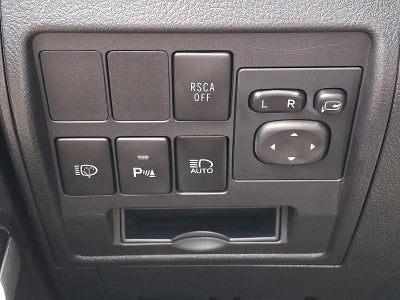 2016 Toyota Land Cruiser 4dr 4WD (GS)