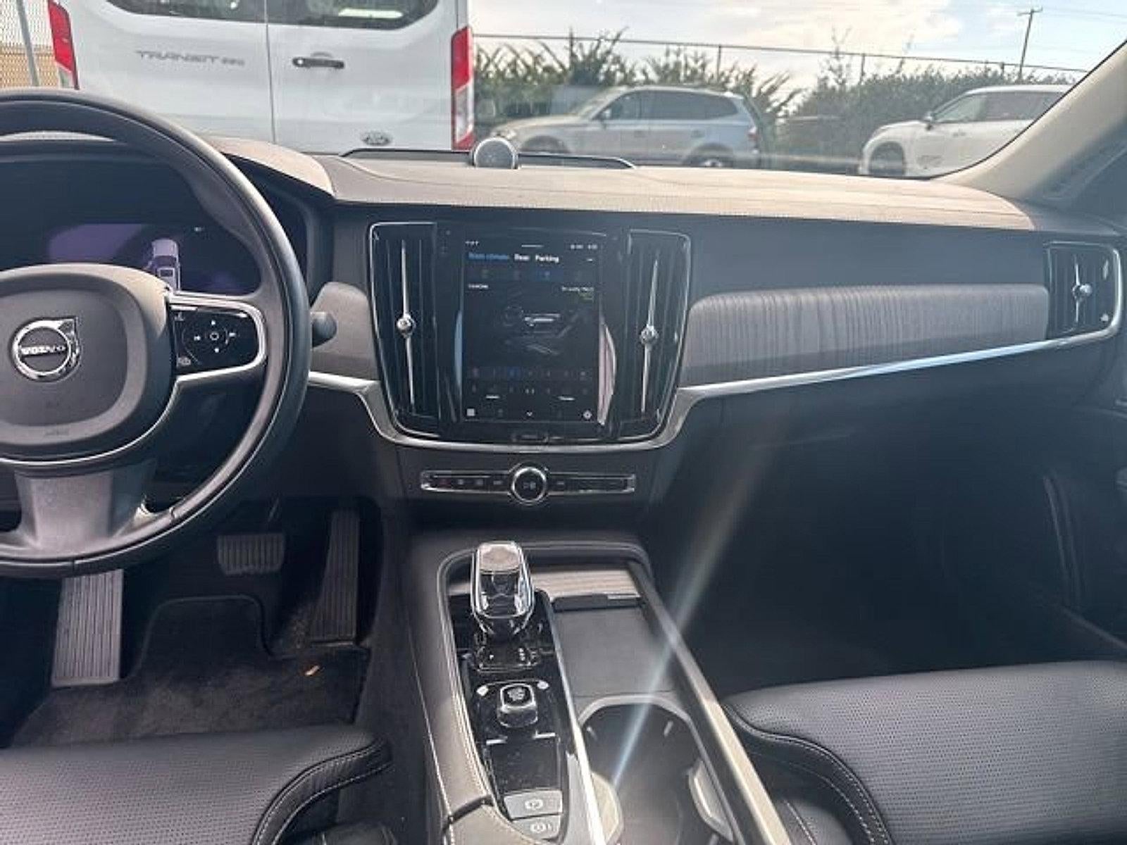 2022 Volvo S90 B6 AWD Inscription