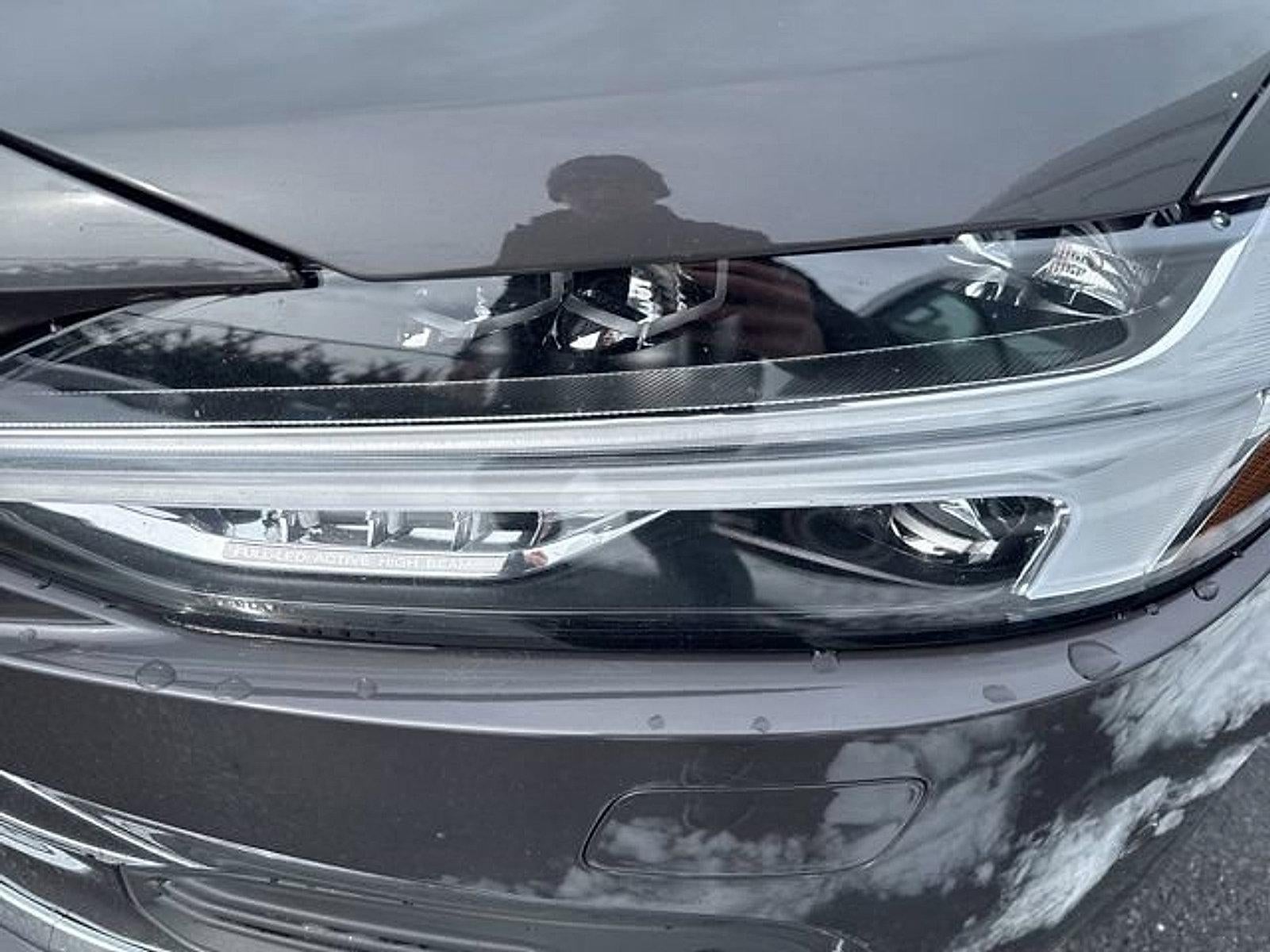 2022 Volvo S90 Recharge Plug-In Hybrid T8 eAWD PHEV R-Design Extended Range