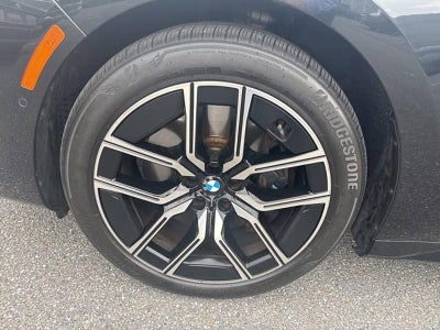 2023 BMW 760i xDrive Sedan