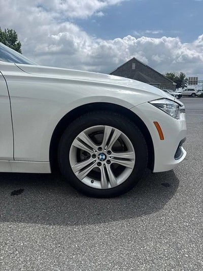 2018 BMW 330i xDrive Sedan