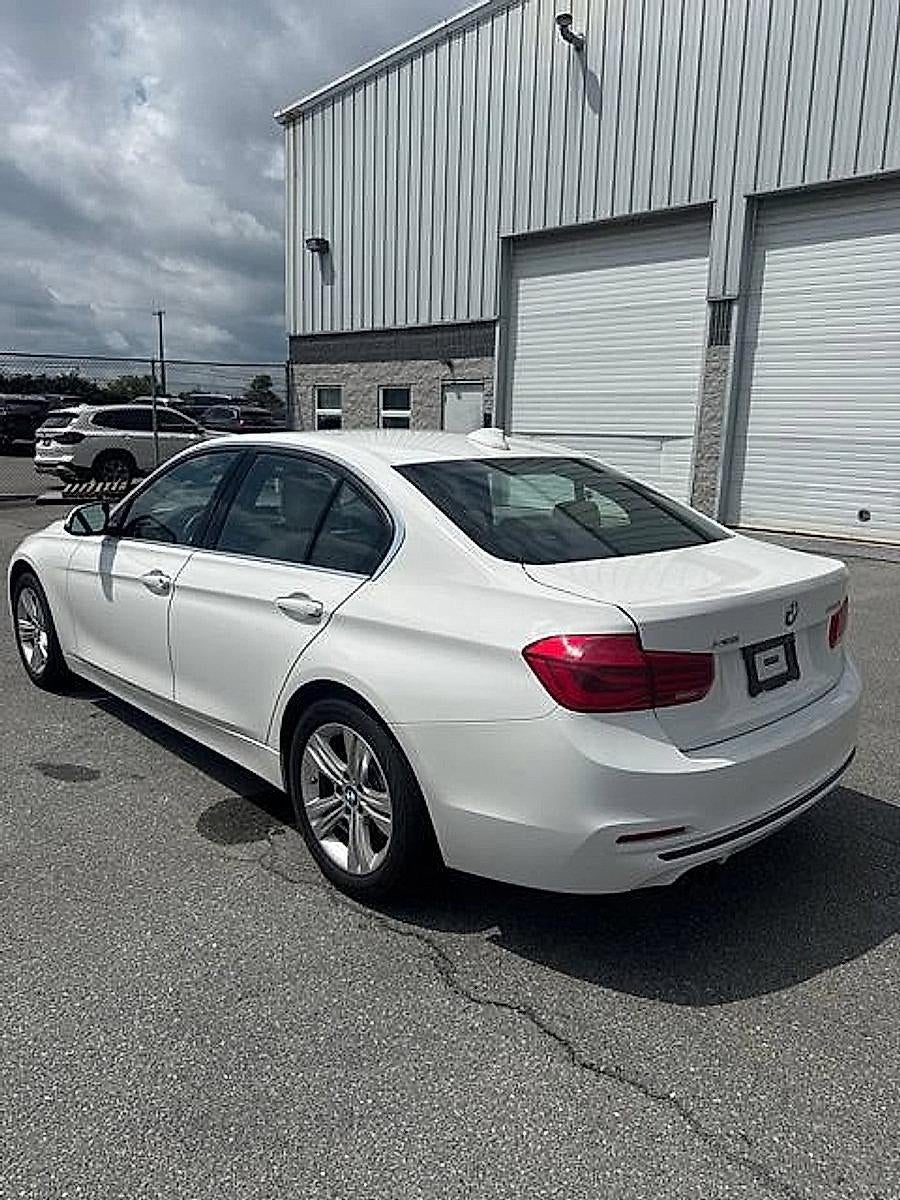 2018 BMW 330i xDrive Sedan