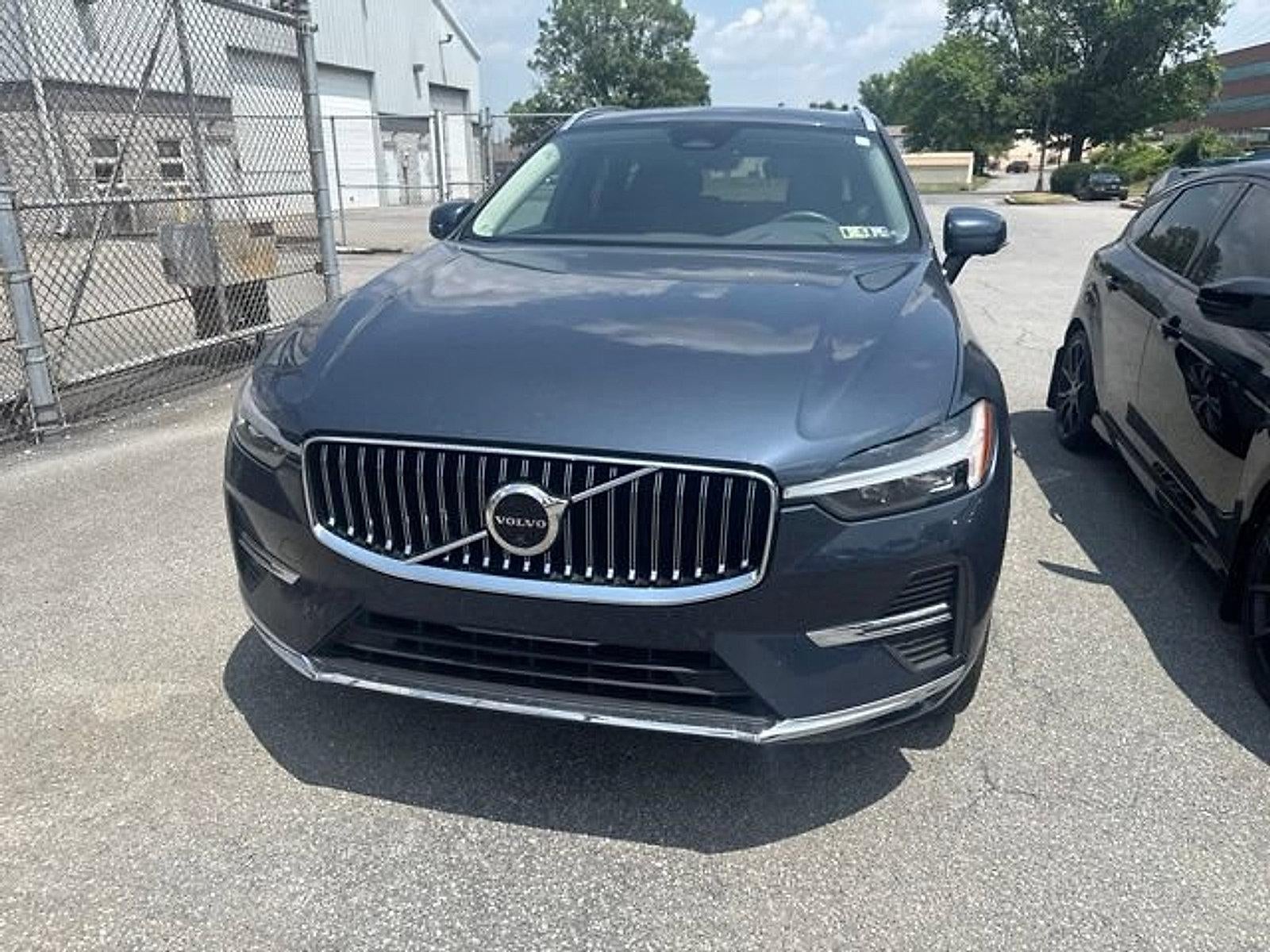 2023 Volvo XC60 B5 AWD Plus Bright Theme