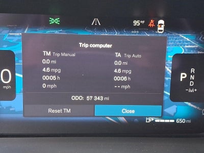 2023 Volvo XC60 B5 AWD Plus Bright Theme