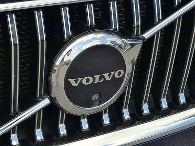 2023 Volvo XC60 B5 AWD Plus Bright Theme