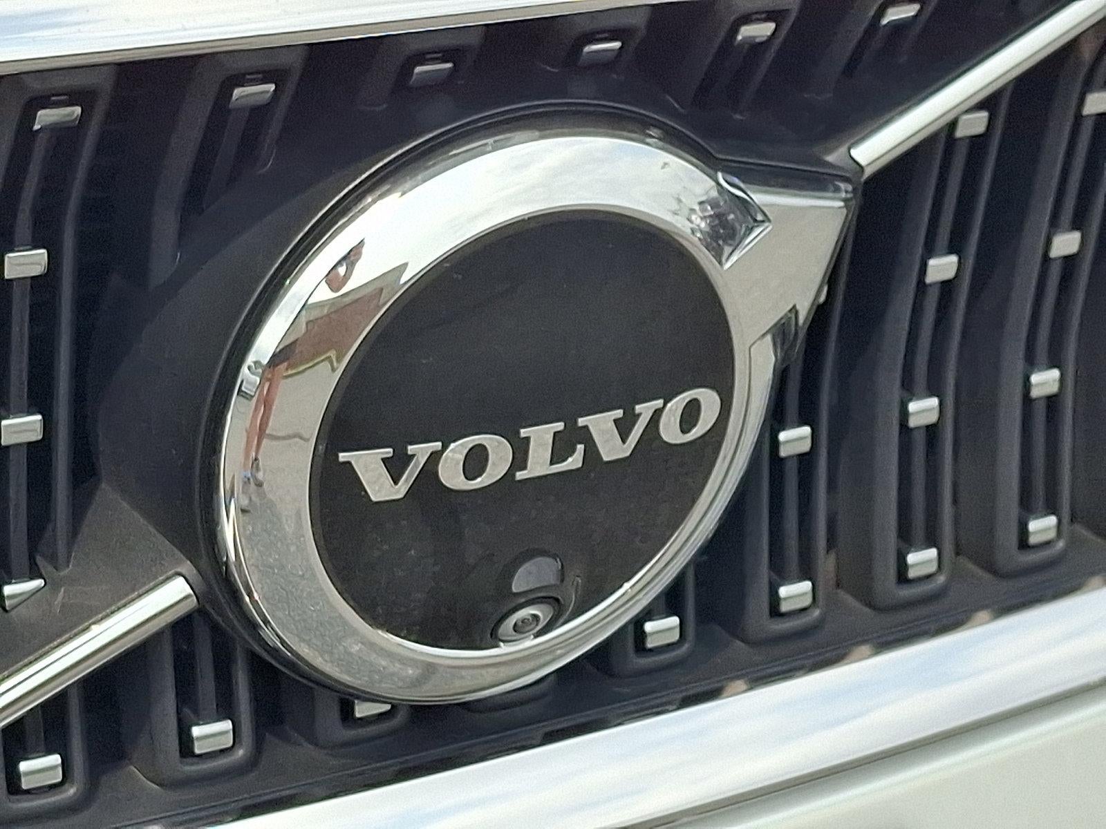 2024 Volvo V60 Cross Country B5 AWD Plus