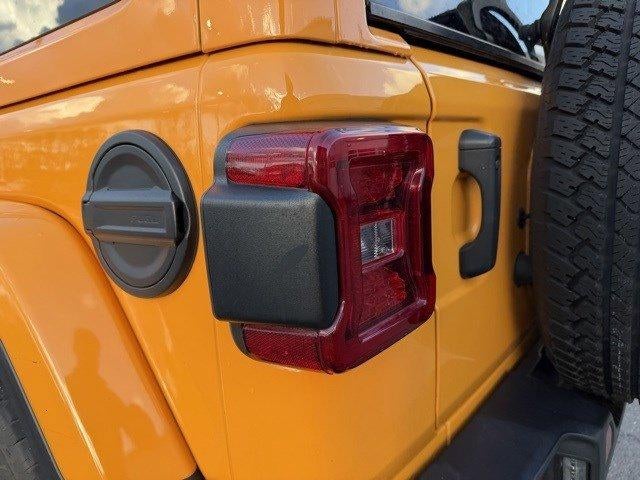 2021 Jeep Wrangler Unlimited Sahara Altitude 4x4