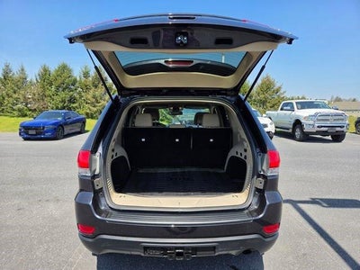 2014 Jeep Grand Cherokee 4WD 4dr Laredo