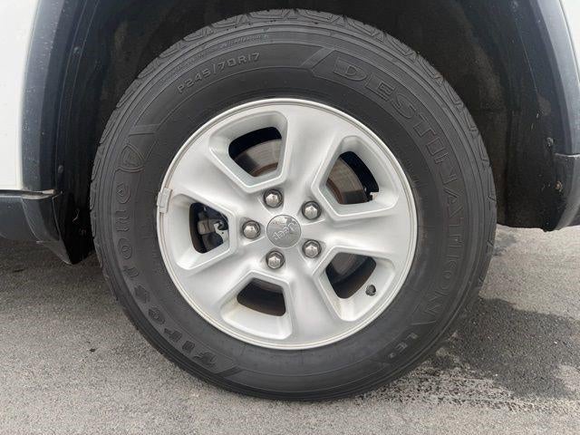 2015 Jeep Grand Cherokee 4WD 4dr Laredo