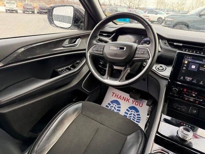 2022 Jeep Grand Cherokee L Altitude 4x4