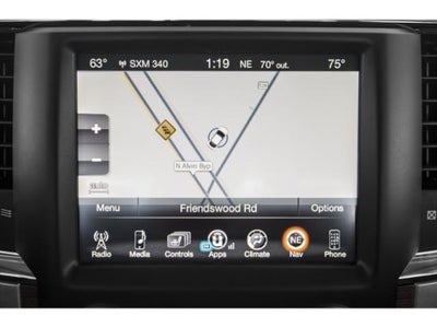 2014 RAM 1500 4WD Crew Cab 6.4 Ft Box Laramie