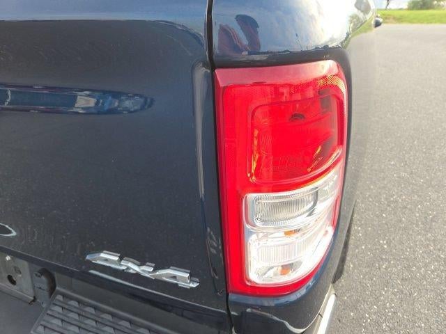 2021 RAM 1500 Big Horn 4x4 Crew Cab 5'7" Box