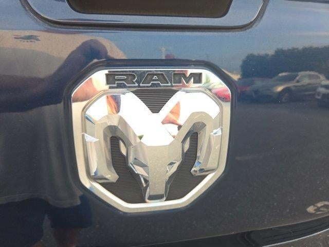2021 RAM 1500 Big Horn 4x4 Crew Cab 5'7" Box