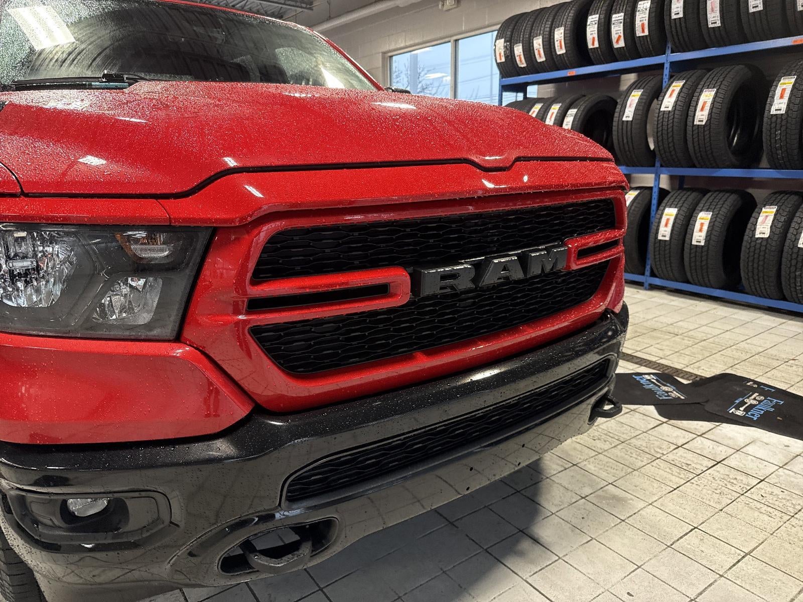 2022 RAM 1500 Big Horn 4x4 Crew Cab 5'7" Box