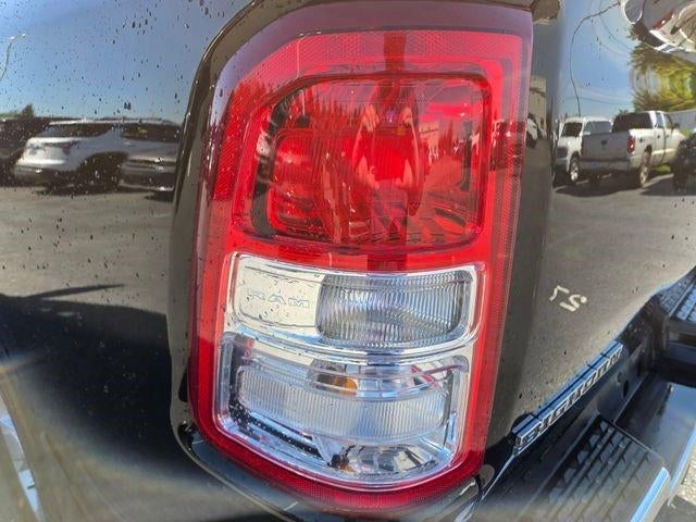 2023 RAM 1500 Big Horn 4x4 Crew Cab 5'7" Box