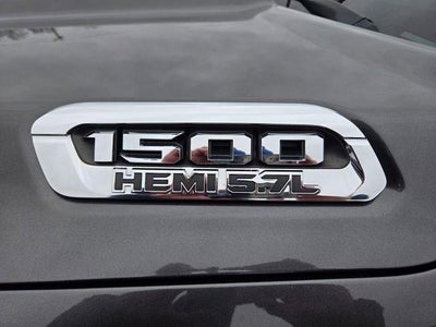 2019 RAM 1500 Big Horn/Lone Star 4x4 Crew Cab 5'7" Box