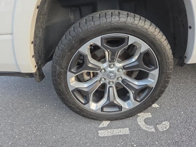 2019 RAM 1500 Limited 4x4 Crew Cab 5'7" Box