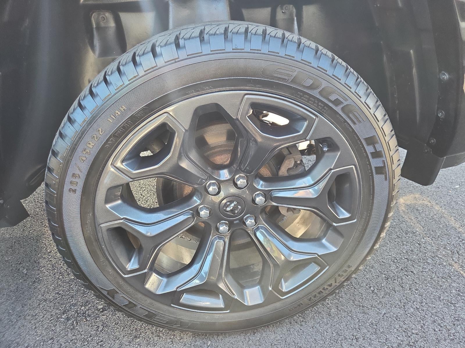 2020 RAM 1500 Limited 4x4 Crew Cab 5'7" Box