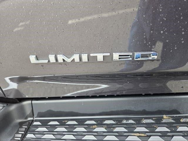 2019 RAM 1500 Limited 4x4 Crew Cab 5'7" Box