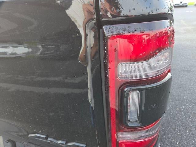 2021 RAM 1500 Limited 4x4 Crew Cab 5'7" Box