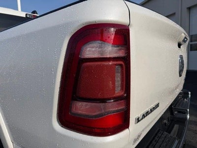 2019 RAM 1500 Laramie 4x4 Crew Cab 5'7" Box