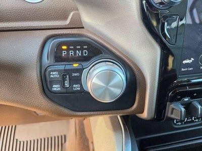 2021 RAM 1500 Laramie 4x4 Crew Cab 5'7" Box