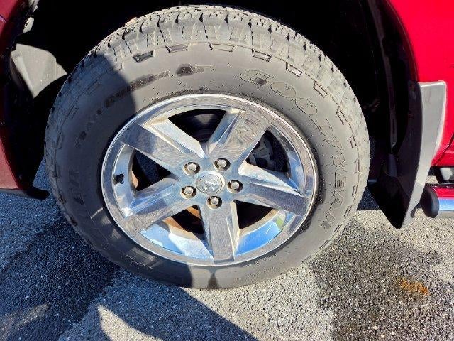 2011 RAM 1500 4WD Crew Cab 5.7 Ft Box Sport