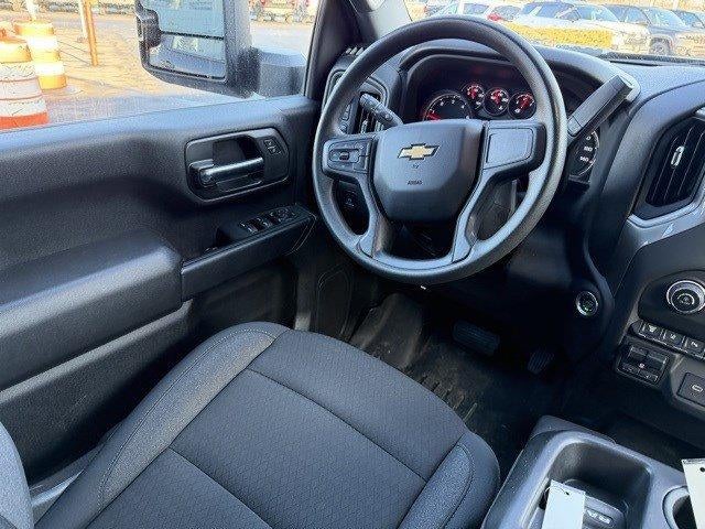 2024 Chevrolet Silverado 2500 HD Crew Cab Standard Box 4-Wheel Drive Custom