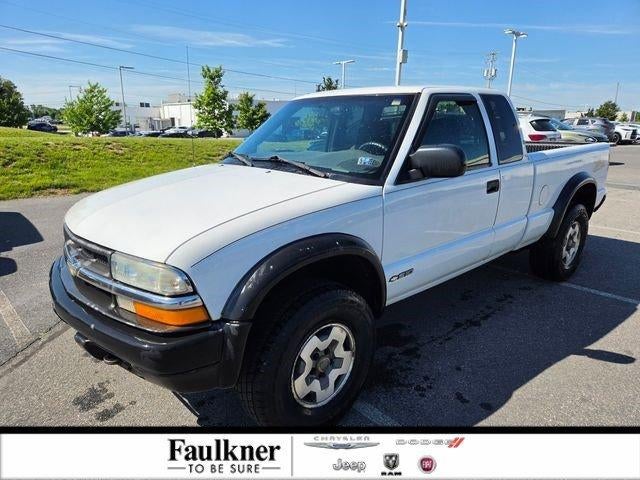 2003 Chevrolet S-10 LS