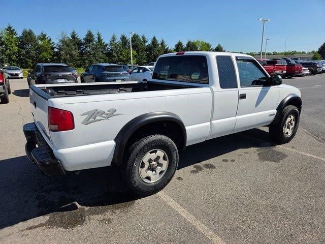 2003 Chevrolet S-10 LS