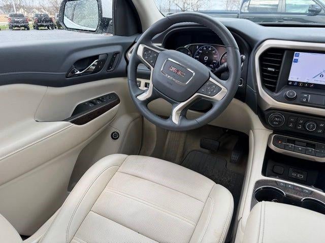 2023 GMC Acadia AWD Denali