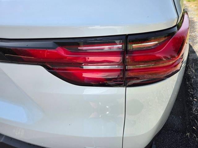 2023 Chevrolet Traverse AWD 2LT