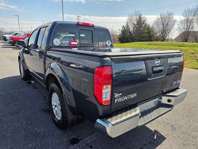 2017 Nissan Frontier 2017.5 Crew Cab 4x4 SV V6 Auto